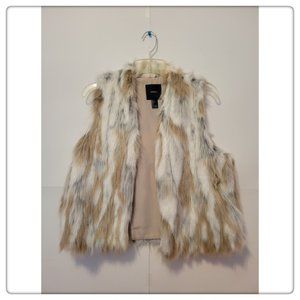 Pretty Faux Fur Vest